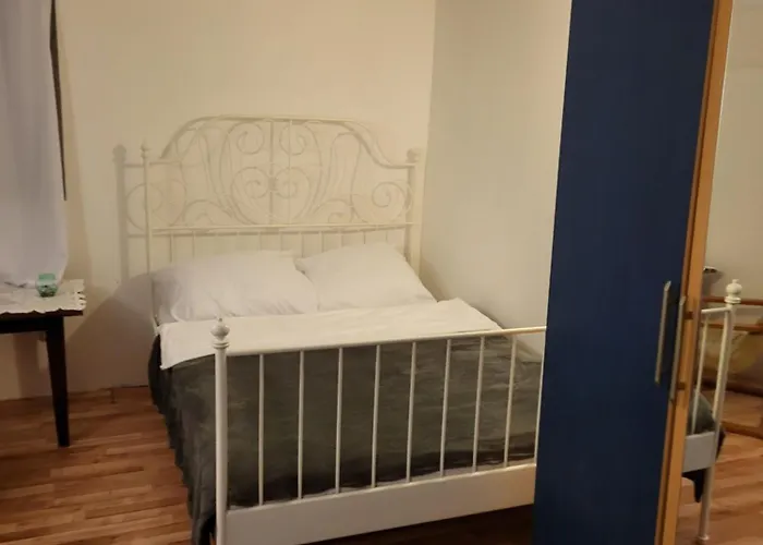 Grzegorzecka Room Nr 1